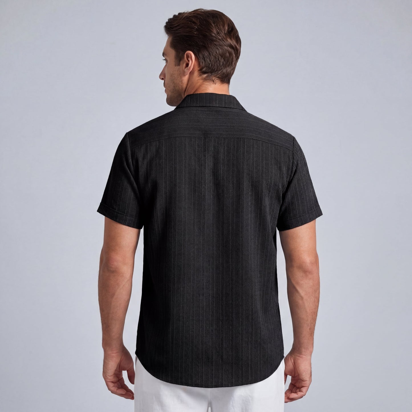 Camisa de Manga Corta para Hombre a Rayas Verticales con Cuello Clásico y Botones